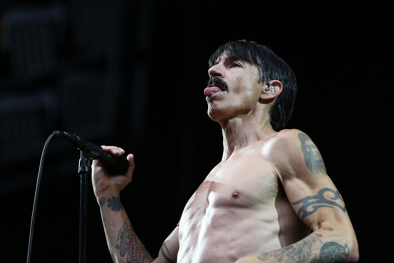 Red Hot Chili Peppers – Anthony Kiedis.