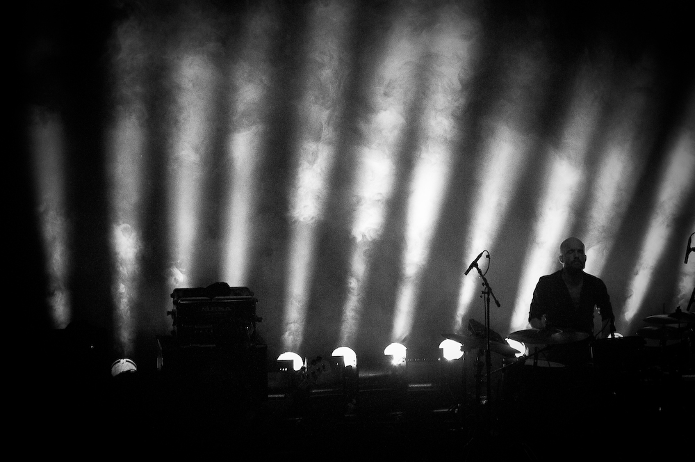 Refused sollen 'fucking dead' sein? Im Gegenteil, das Komplex 457 brannte! – Refused.
