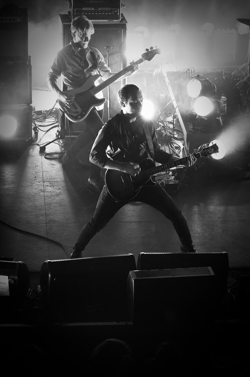 Refused sollen 'fucking dead' sein? Im Gegenteil, das Komplex 457 brannte! – Refused.