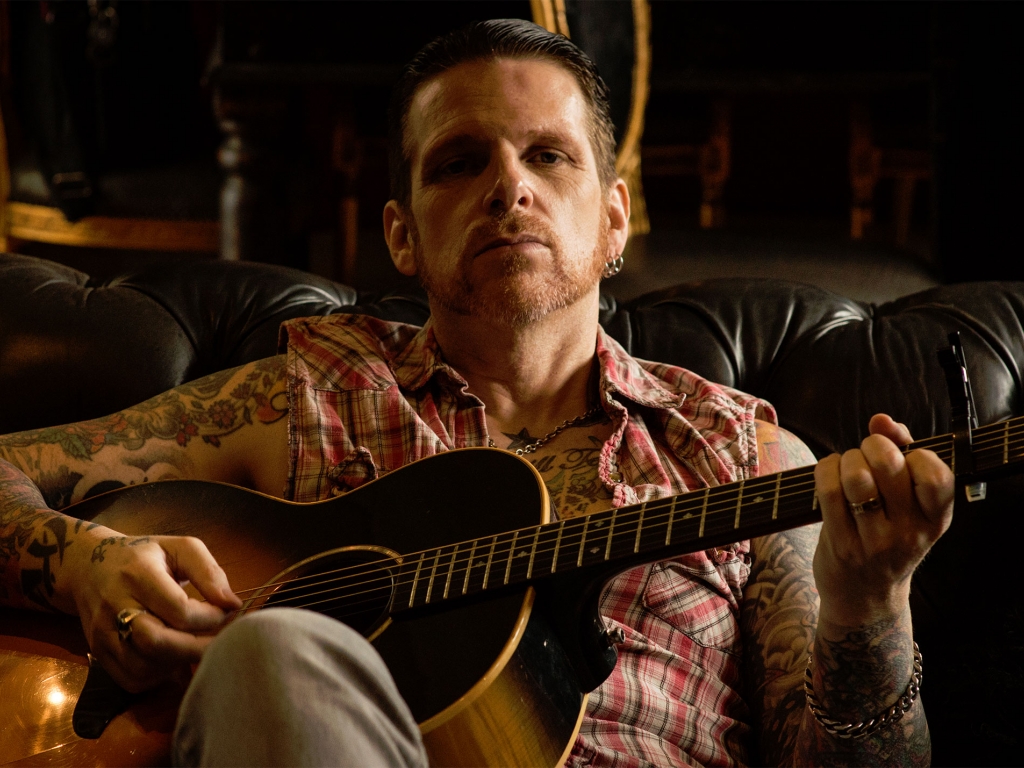 Ricky Warwick