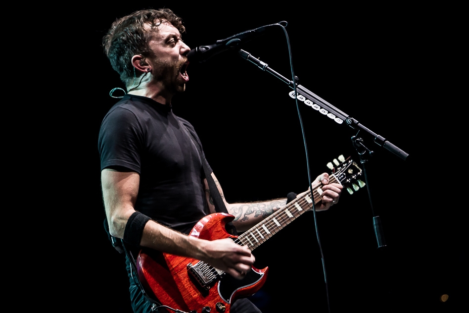 Rise Against – Die "Black Market"-Tour machte Halt am  Main. – Tim McIlrath.