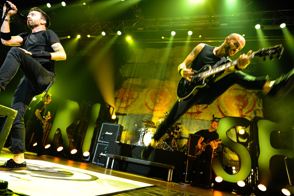 In der Eishalle Deutweg gings zur Sache. – Rise Against!