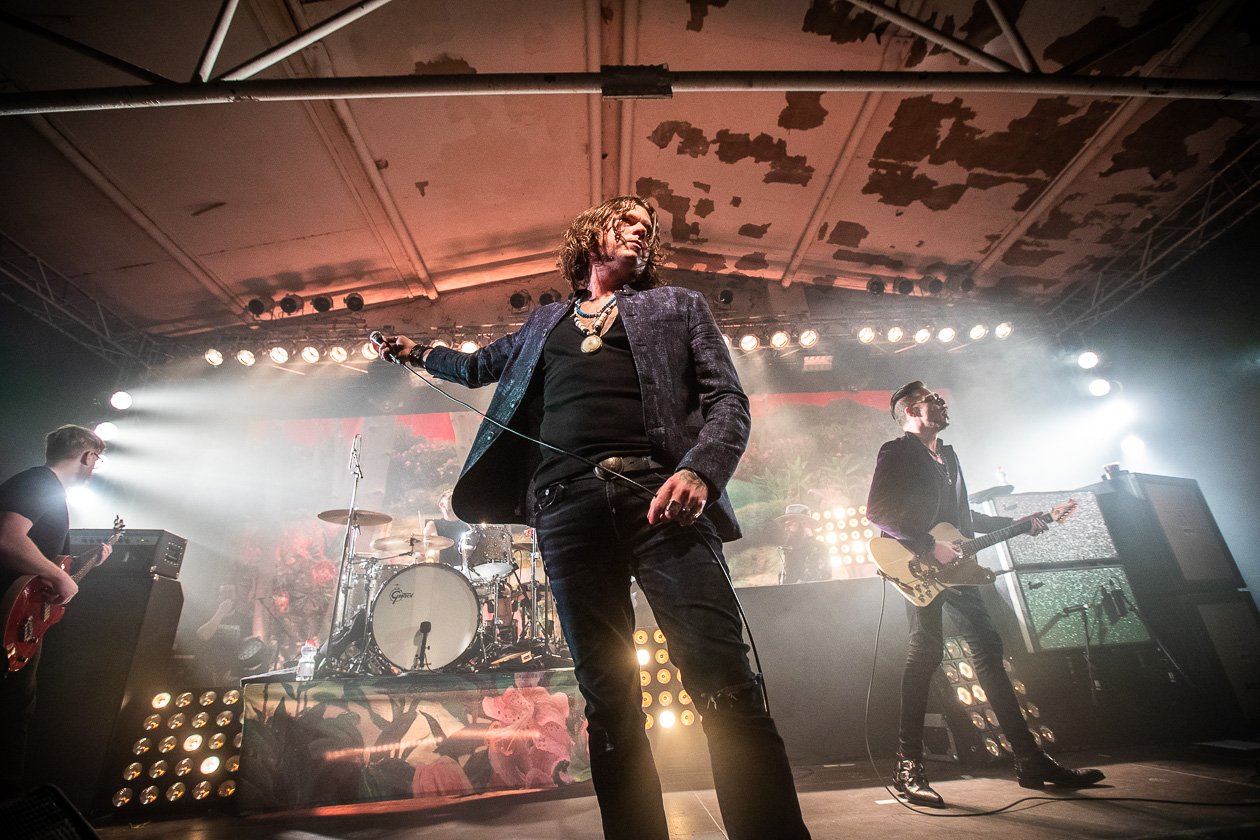 Mit der aktuellen Langrille "Feral Roots" in der Domstadt. – Rival Sons.