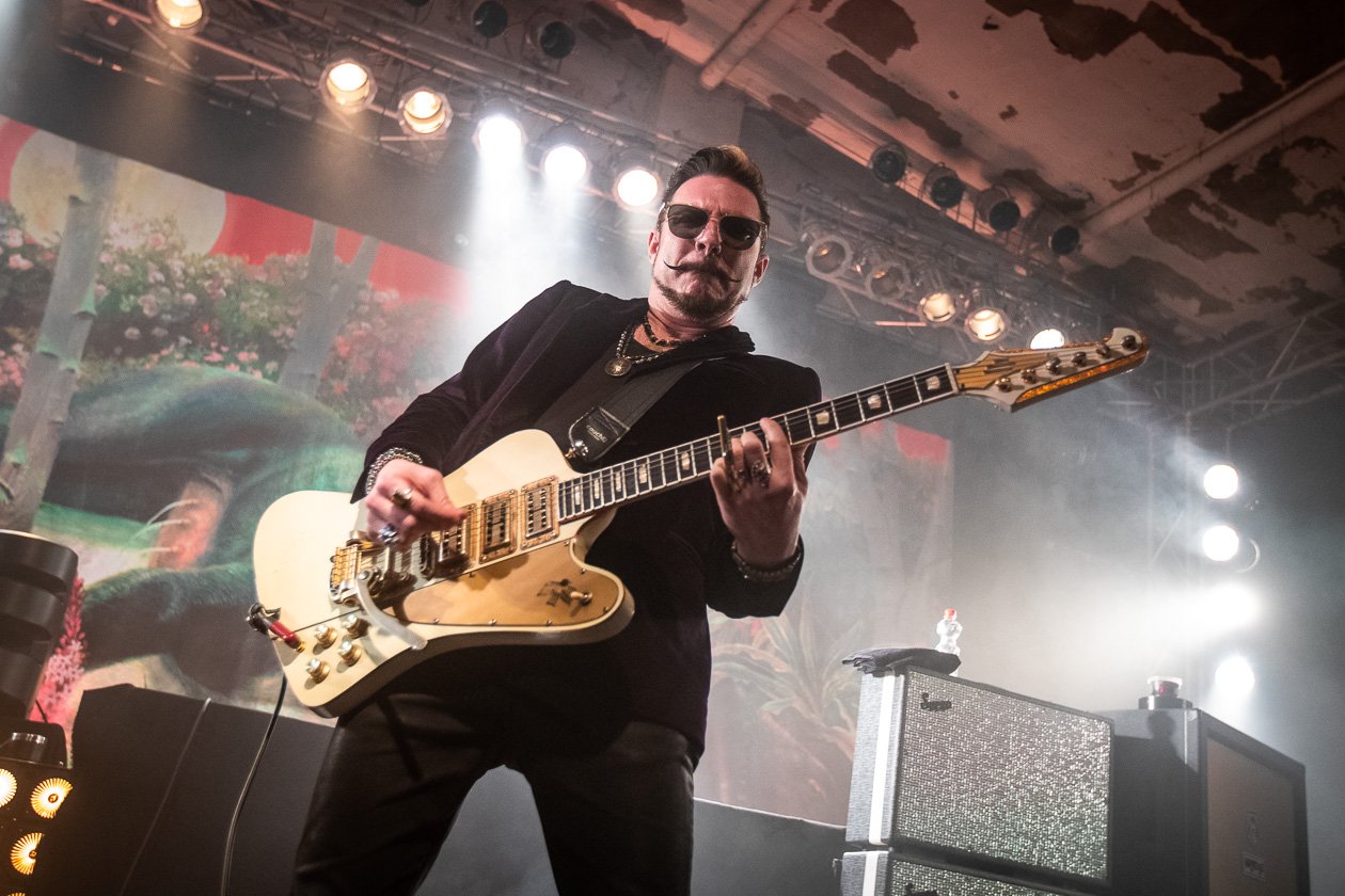 Mit der aktuellen Langrille "Feral Roots" in der Domstadt. – Rival Sons.