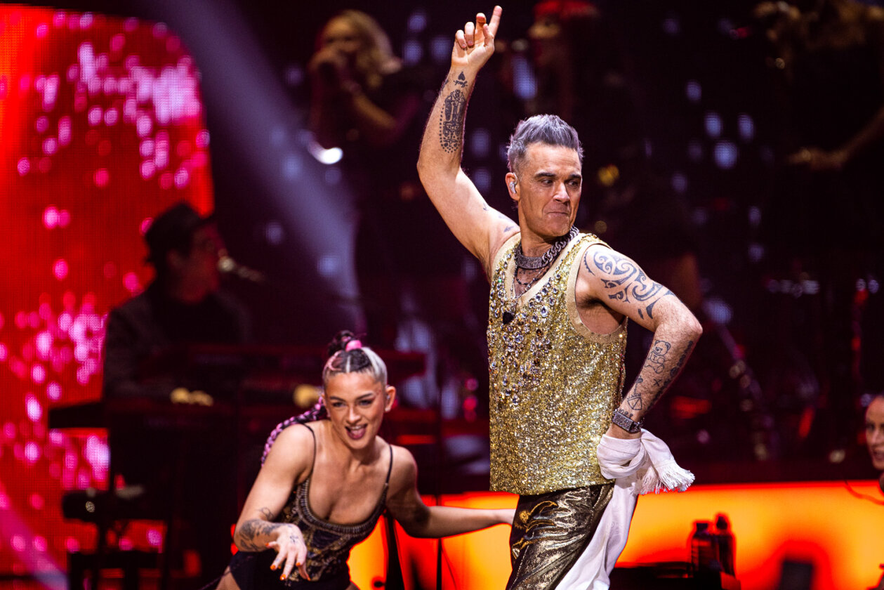 Pop-Spektakel in der Hauptstadt: Der britische Popstar begeistert seine Fans. – Robbie Williams.