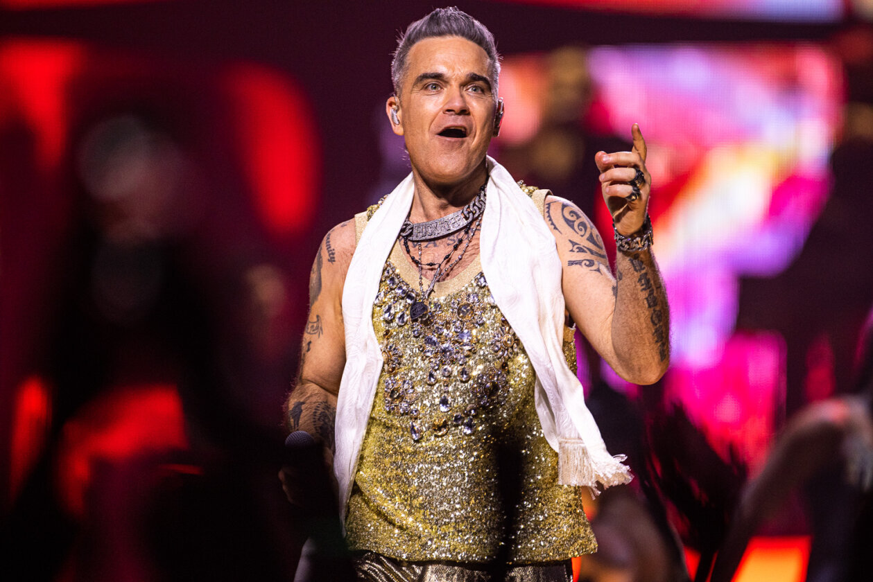 Pop-Spektakel in der Hauptstadt: Der britische Popstar begeistert seine Fans. – Robbie Williams.