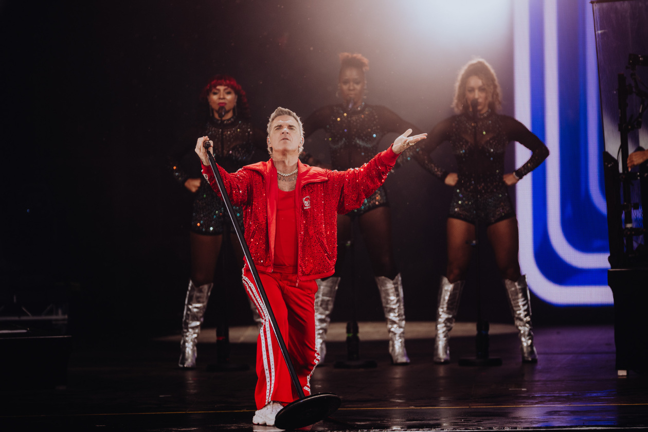 Robbie Williams – Robbie Williams.