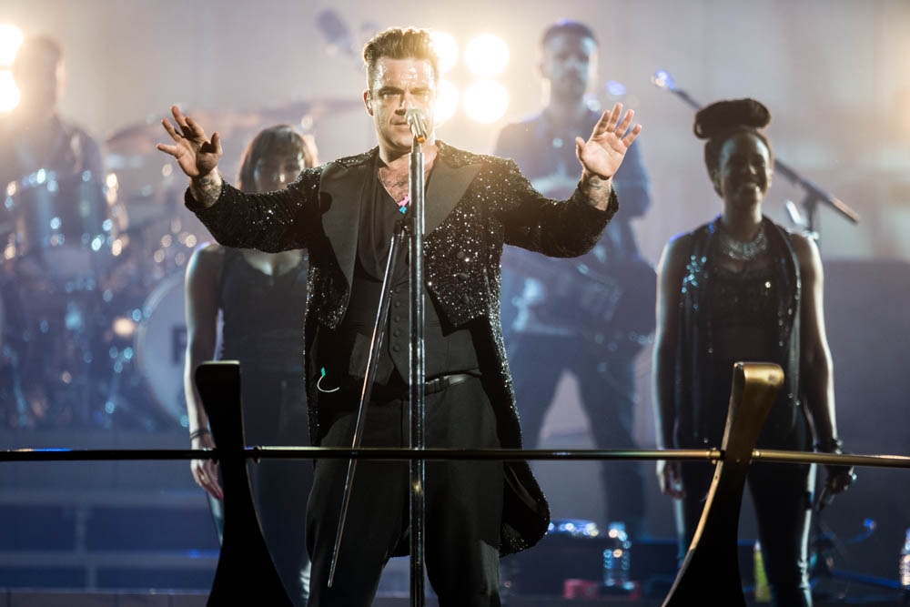 Robbie vor 50.000 Zuschauern auf Schalke. – Robbie Williams, Gelsenkirchen 2013