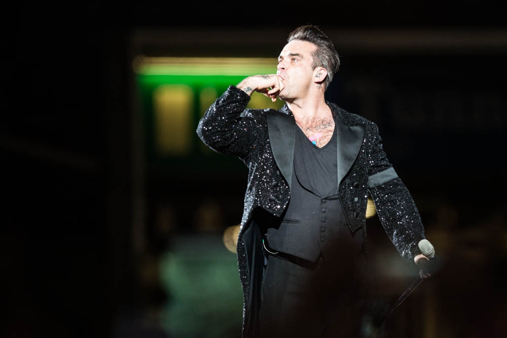 Robbie vor 50.000 Zuschauern auf Schalke. – Robbie Williams, Gelsenkirchen 2013