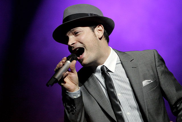 Roger Cicero und seine Bigband in der Kölnarena. – 