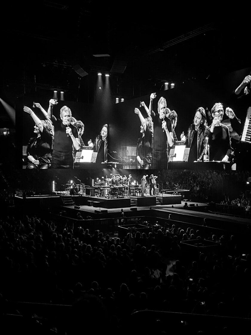 Pink Floyd-Hits und Demos in Köln. – Roger Waters.