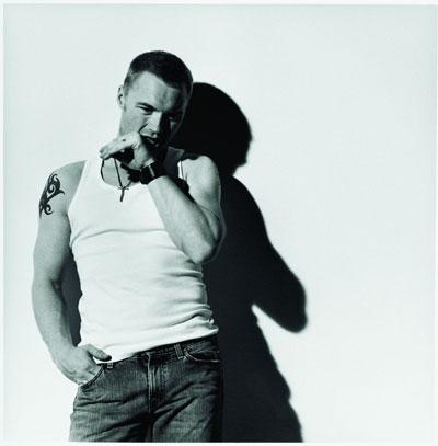Ronan in Pose ... – Ronan Keating