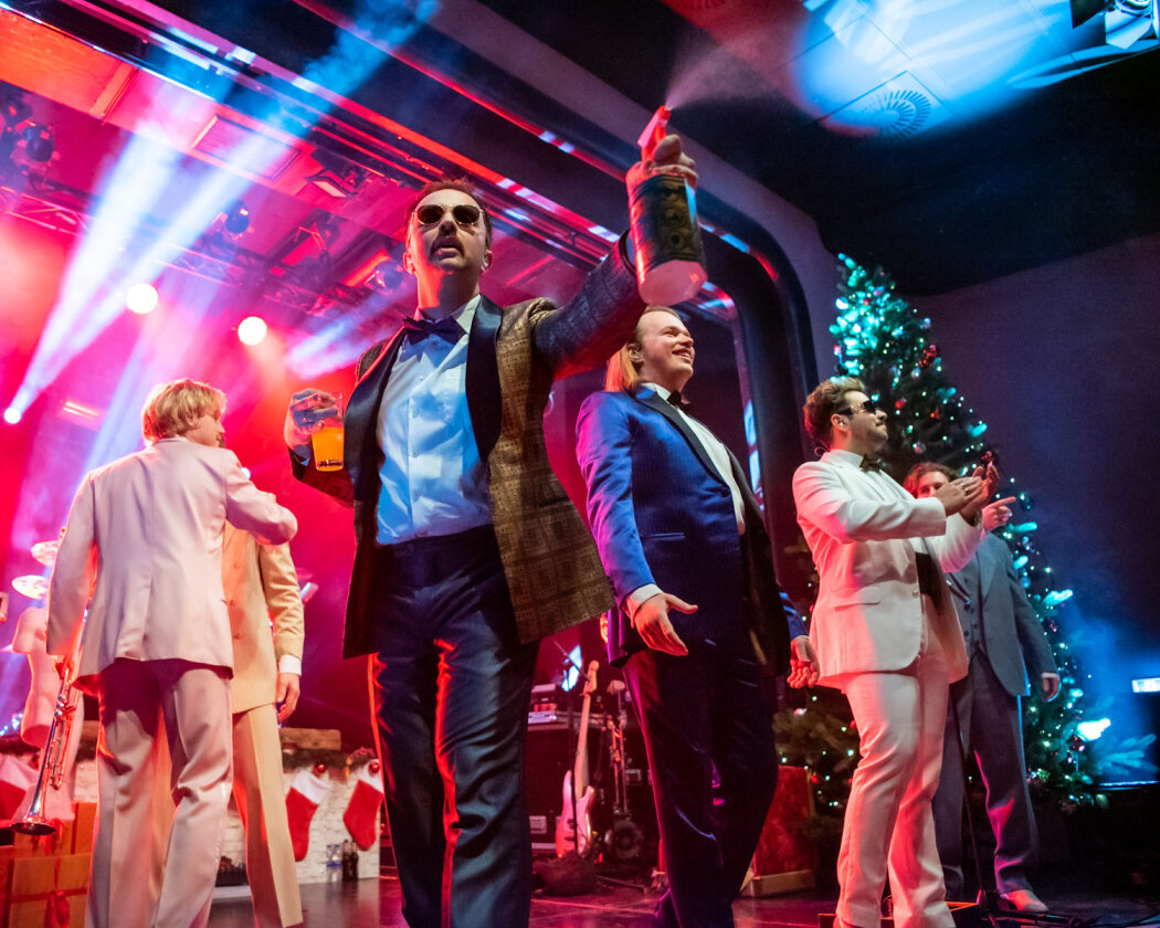 Roy Bianco Und Die Abbrunzati Boys – Die Weihnachtstour von Roy Bianco &amp; Die Abbrunzati Boys. Support: Pizza mit Die Oper. – Roy Bianco & Die Abbrunzati Boys.