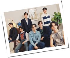 SF9