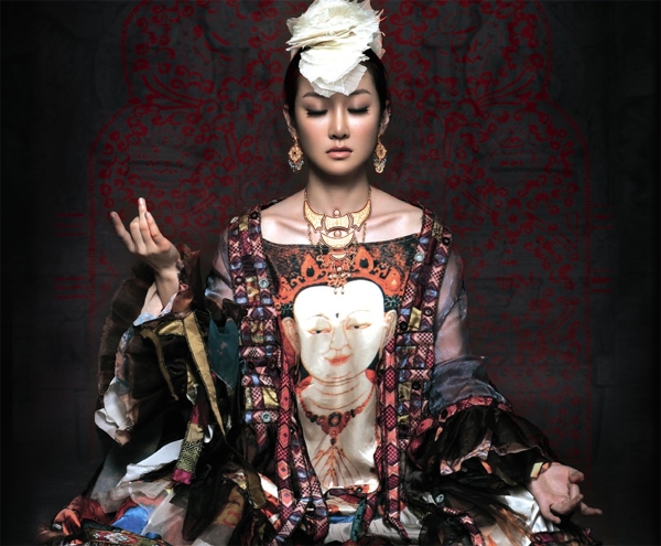Sa Dingding – Die BBC World Music Award-Gewinnerin präsentiert ihr Europadebüt "Alive". – 