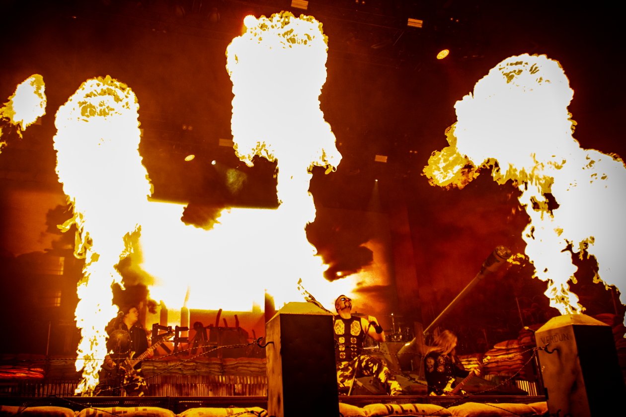 Sabaton – Im Schützengraben bei "The Great Tour". – Boom.
