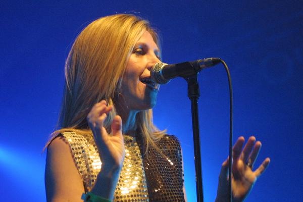 Saint Etienne – Die britische Edel-Pop-Band live im Kölner Jugendpark. – 