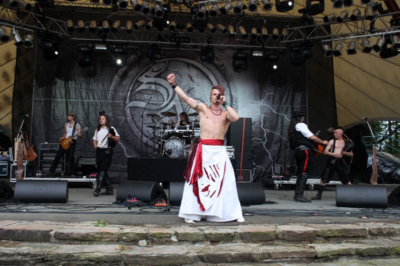 Die Band ist beliebter denn je. – Saltatio Mortis