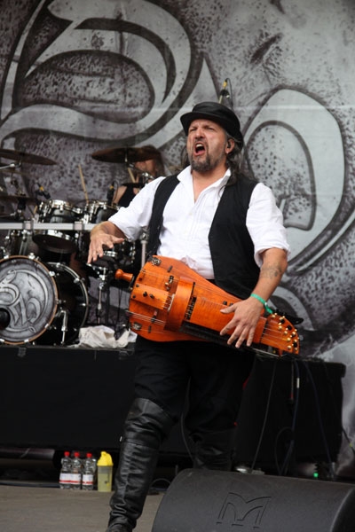 Die Band ist beliebter denn je. – Saltatio Mortis