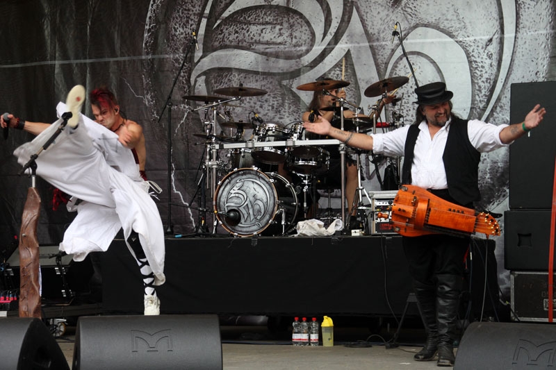 Die Band ist beliebter denn je. – Saltatio Mortis