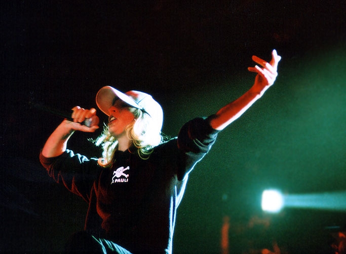 Sandra Nasic zu Guano Apes-Zeiten. – Auf dem Southside 2003