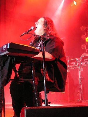 Savatage – Auch wenn Jon Oliva als Sänger/Komponist immer noch groß ist, so sollte er vielleicht weniger saufen. – 