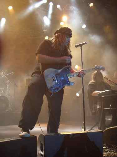 Savatage – Auch wenn Jon Oliva als Sänger/Komponist immer noch groß ist, so sollte er vielleicht weniger saufen. – 