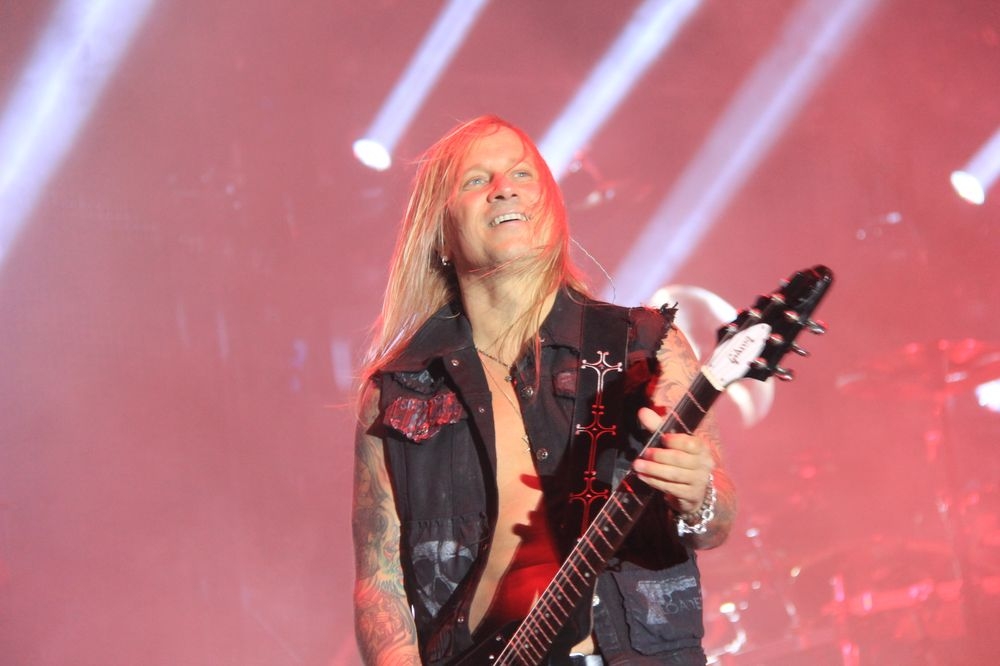 Savatage – Power-Metal aus Tampa, Florida. – Chris Caffery.