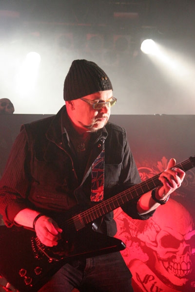 Saxon – Biff und seine Jungs sind mit Motörhead unterwegs. – Paul Quinn