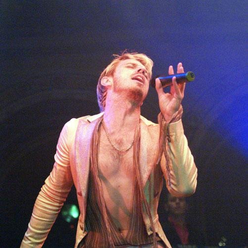 Scissor Sisters – Im prächtigen Palais Ferstl gaben die Schwestern alles. – 