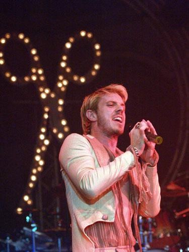Scissor Sisters – Im prächtigen Palais Ferstl gaben die Schwestern alles. – 