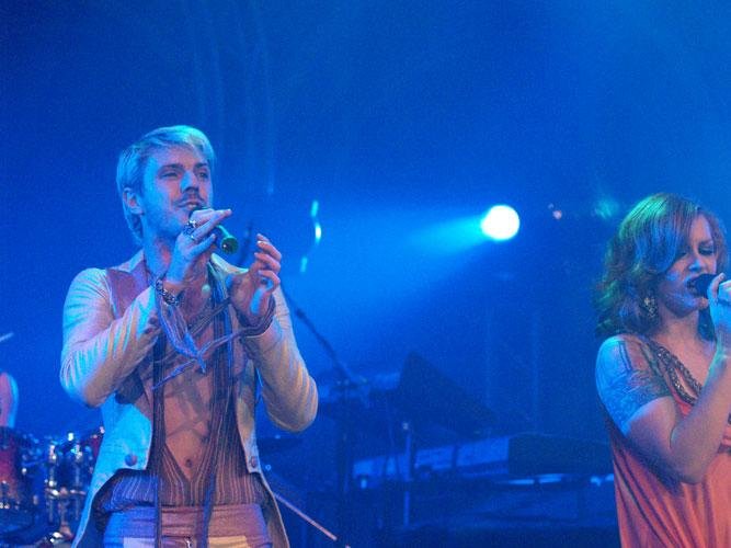 Scissor Sisters – Im prächtigen Palais Ferstl gaben die Schwestern alles. – 
