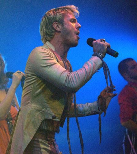 Scissor Sisters – Im prächtigen Palais Ferstl gaben die Schwestern alles. – 