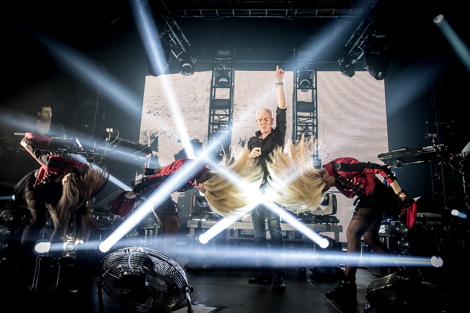 Scooter – 20 Jahre 'Hyper Hyper'. – Bang your heads, ladies!