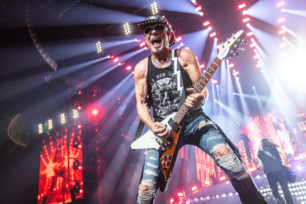 Scorpions – Scorpions.