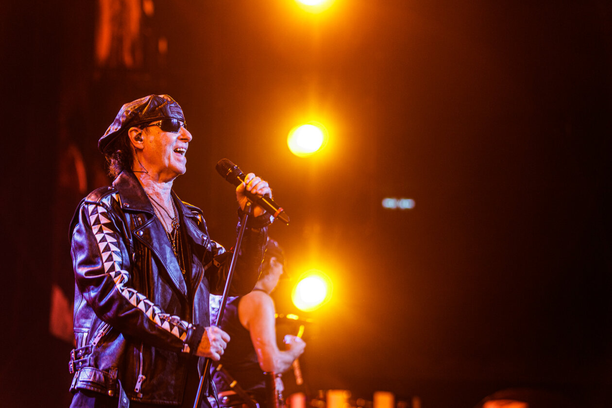 Scorpions – Scorpions.