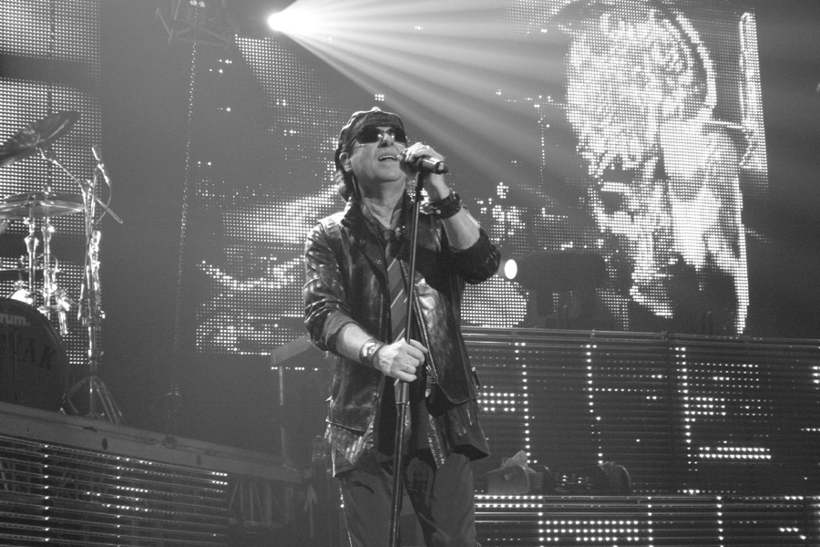 Die Scorpions 2010 auf Abschieds-Tour. – Klaus Meine