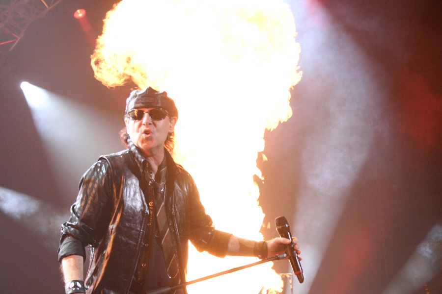 Die Scorpions 2010 auf Abschieds-Tour. – Klaus Meine