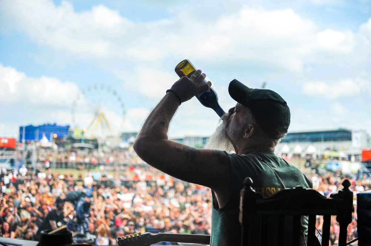 Der Obersympath und Fanliebling am Ring. – Seasick Steve.