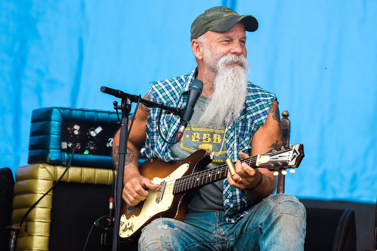 Der Obersympath und Fanliebling am Ring. – Seasick Steve.