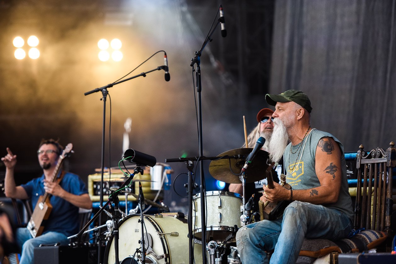 Der Obersympath und Fanliebling am Ring. – Seasick Steve.