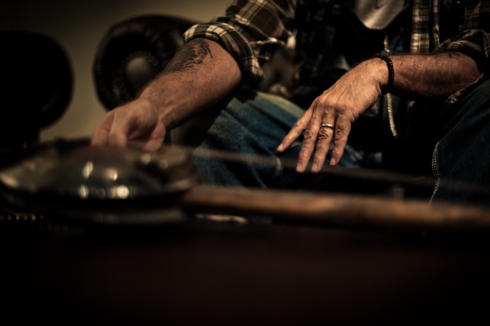 Seasick Steve und seine Gitarren in Zürich. – Seasick Steve, Zürich, 2013