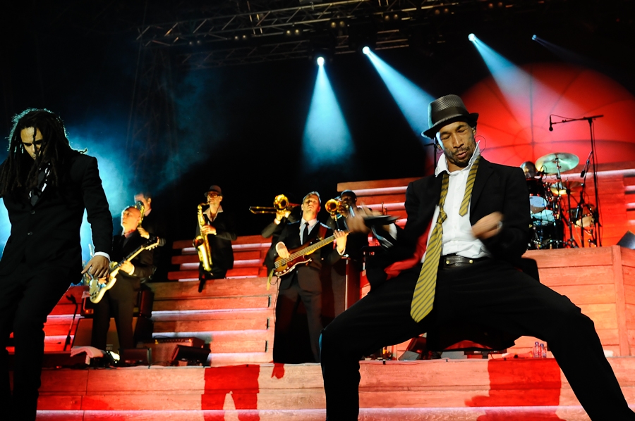 Seeed – Beim Dicken B scheint die Sonne immer - auch nachts. – Bitte gib uns mehr von dem heißen ...