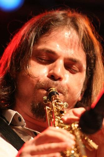 Shantel und das Bucovina Club Orkestar beim Zeltival in Karlsruhe. – 