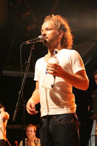 Shantel und das Bucovina Club Orkestar beim Zeltival in Karlsruhe. – 