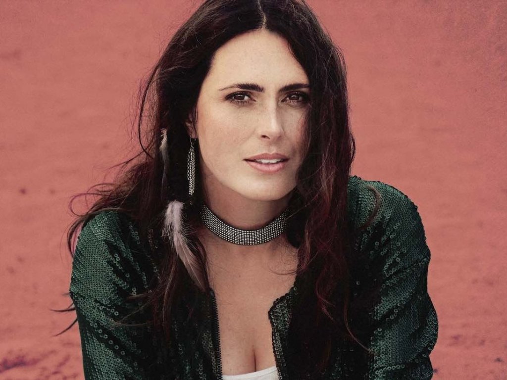 Sharon den Adel