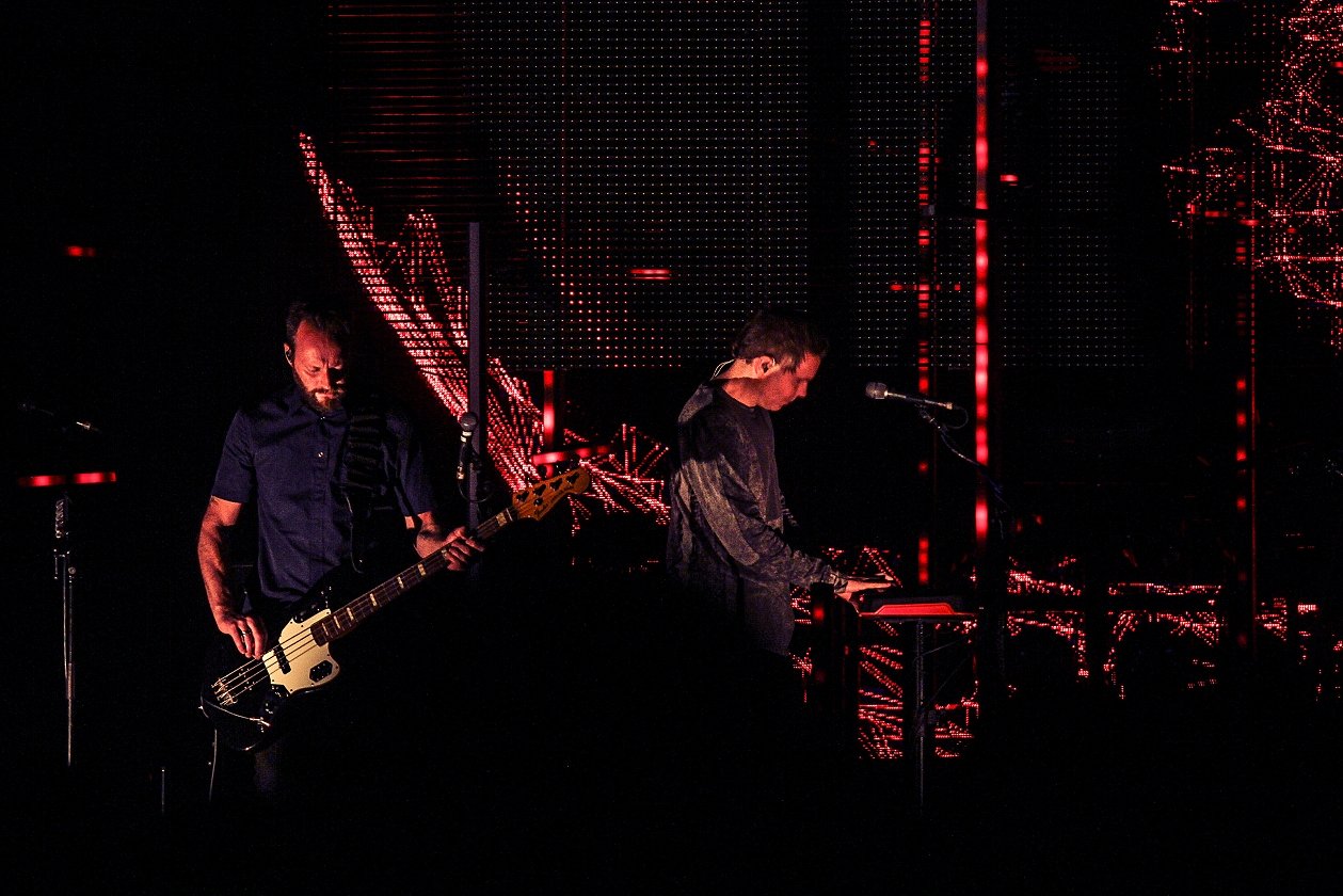 Sigur Rós – Albumarbeit in Progress: Die Isländer spielen im Kerntrio auf und testen die neuen Tracks live. – Andacht.