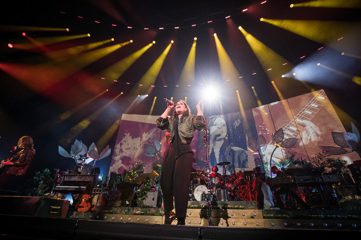 Auf "Schritte Live"-Tour 2020. – Silbermond.