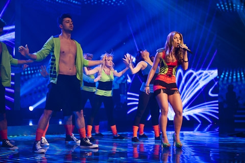 Silvia Amaru – Unter den letzten 16 Kandidaten der 9. Staffel. – DSDS 2012 - 1. Live-Show.