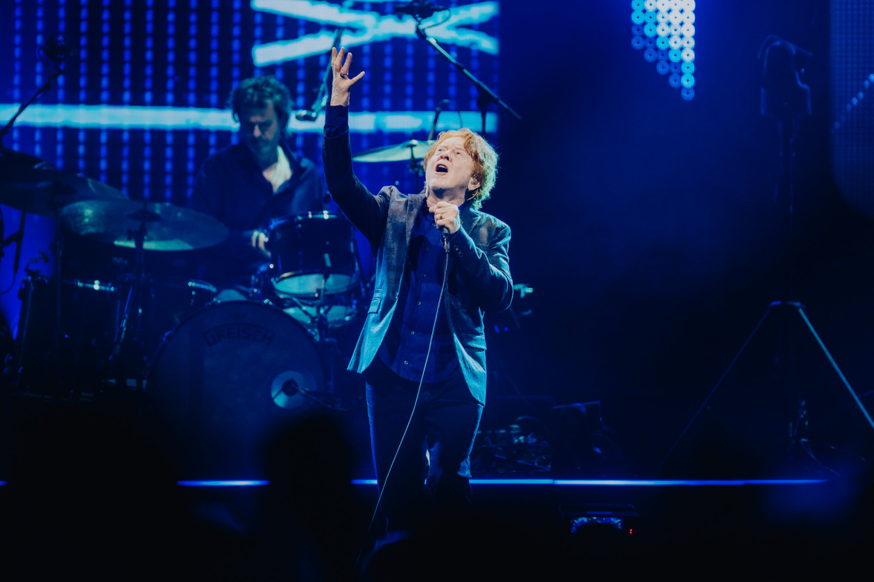 Simply Red – Simply Red.